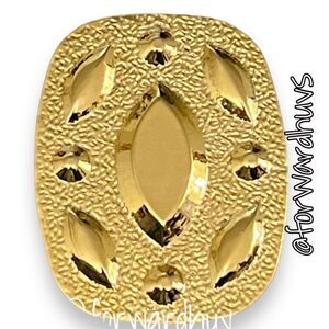 Bundle Sale 3 for $15 | Chic Gold Tone Scarf Clip - Modern Elegance